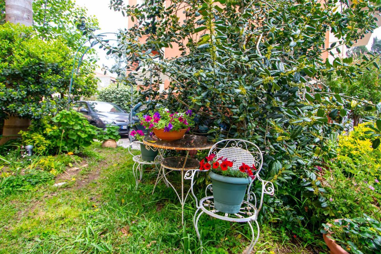Sophie'S Garden Apartment Potamós Екстериор снимка