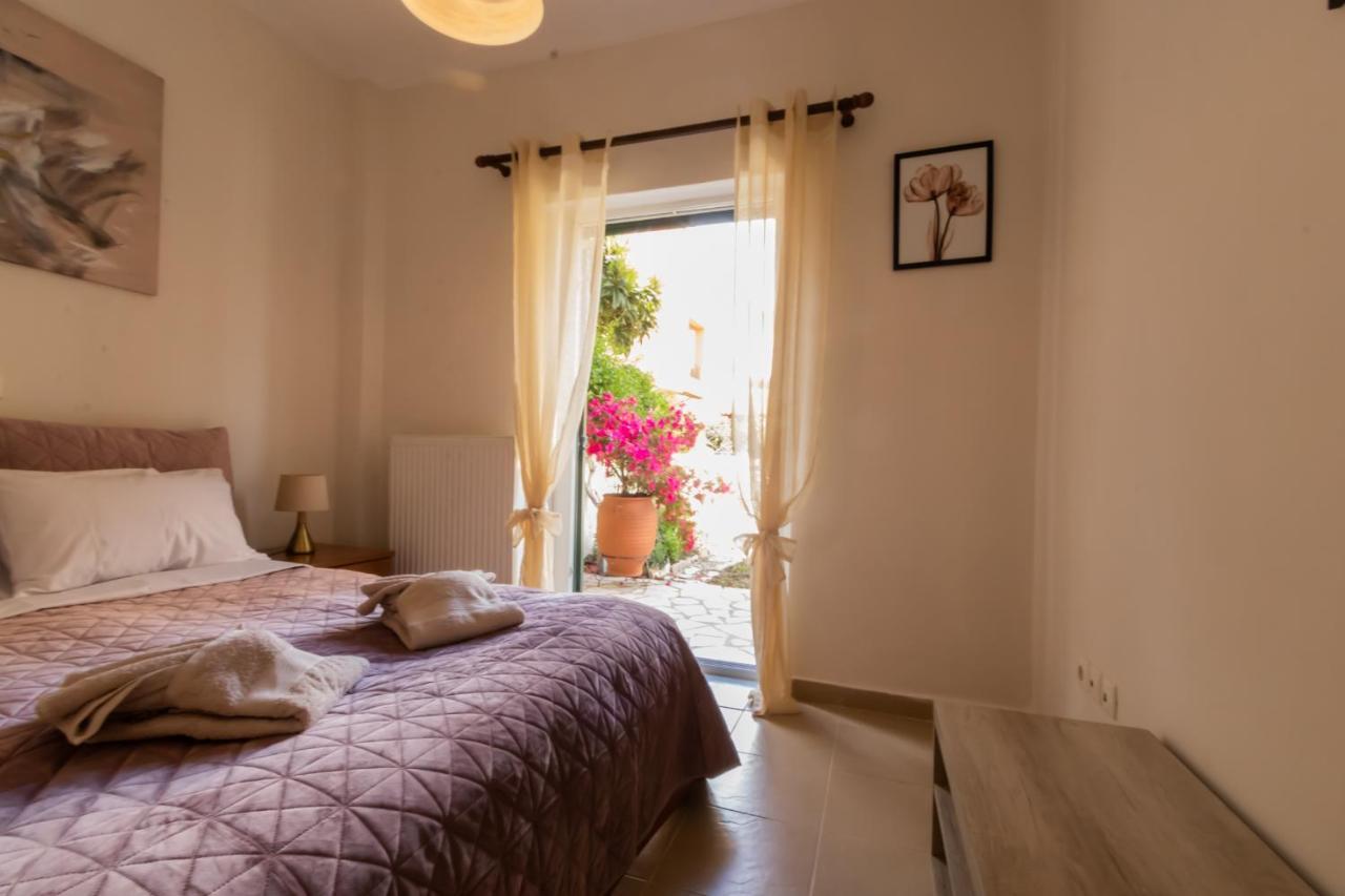 Sophie'S Garden Apartment Potamós Екстериор снимка